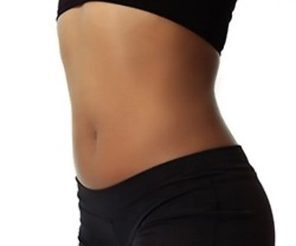 Before and after photos of tummy tuck surgery by Dr. Bora Yücel